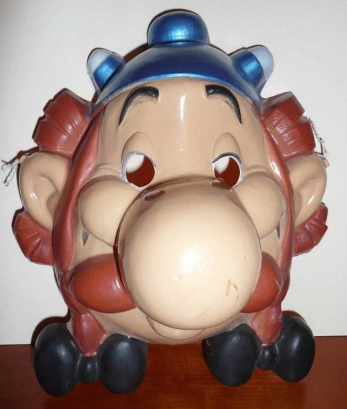 MASQUE D'OBELIX de 1984 a.jpg