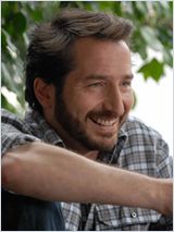 Edouard Baer (ASTERIX).jpg