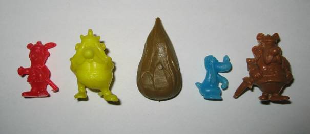 1. Asterix<br />2. Obelix<br />3. Hinkelstein mit runder Unterseite<br />4. Idefix<br />5. Majestix